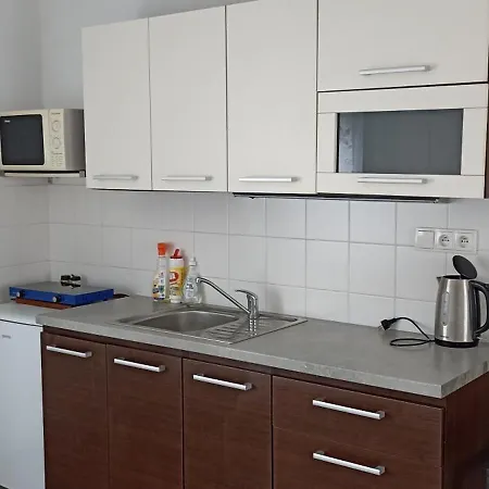 Appartamento Hana Pražského 523 , *